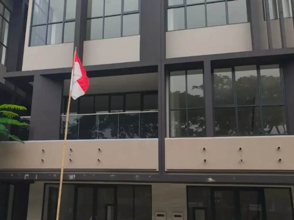 Disewakan 2 Gandeng Ruko Enchante Hadap Jalan Masih Baru di BSD City