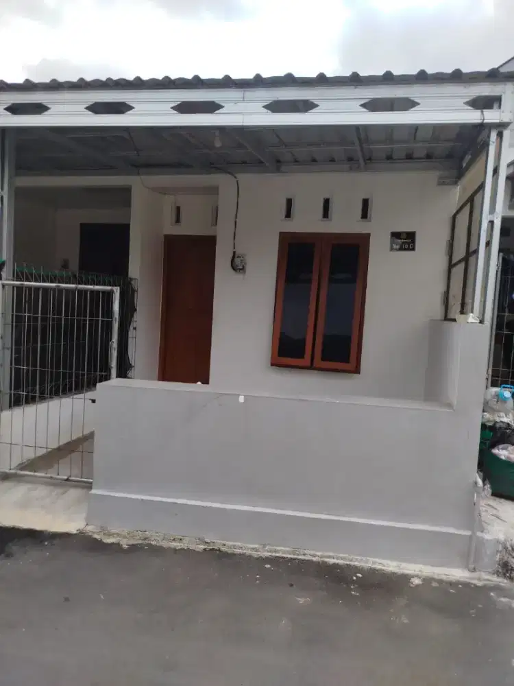 Disewakan rumah minimalis daerah jl besi jangkang,