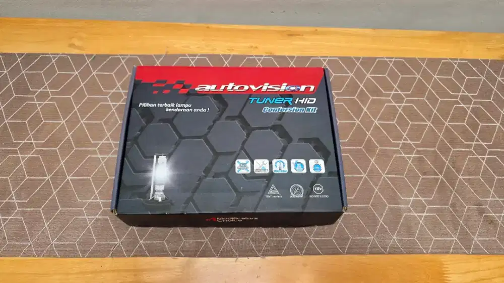Lampu HID Autovision Istimewa