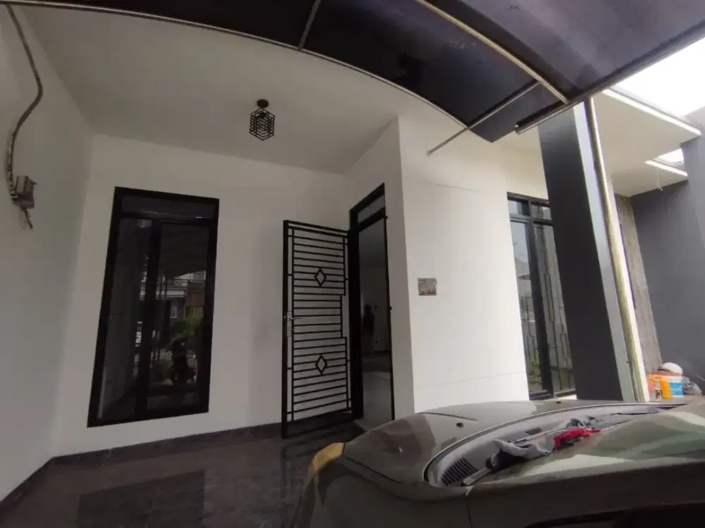 Fehc. Rumah Disewakan di Taman Baverly Lippo Cikarang