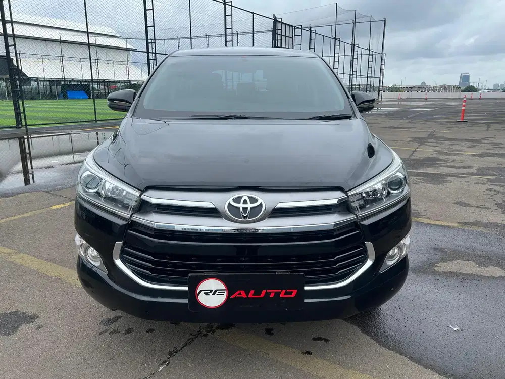 TOYOTA Kijang Innova V 2.4 AT 2020