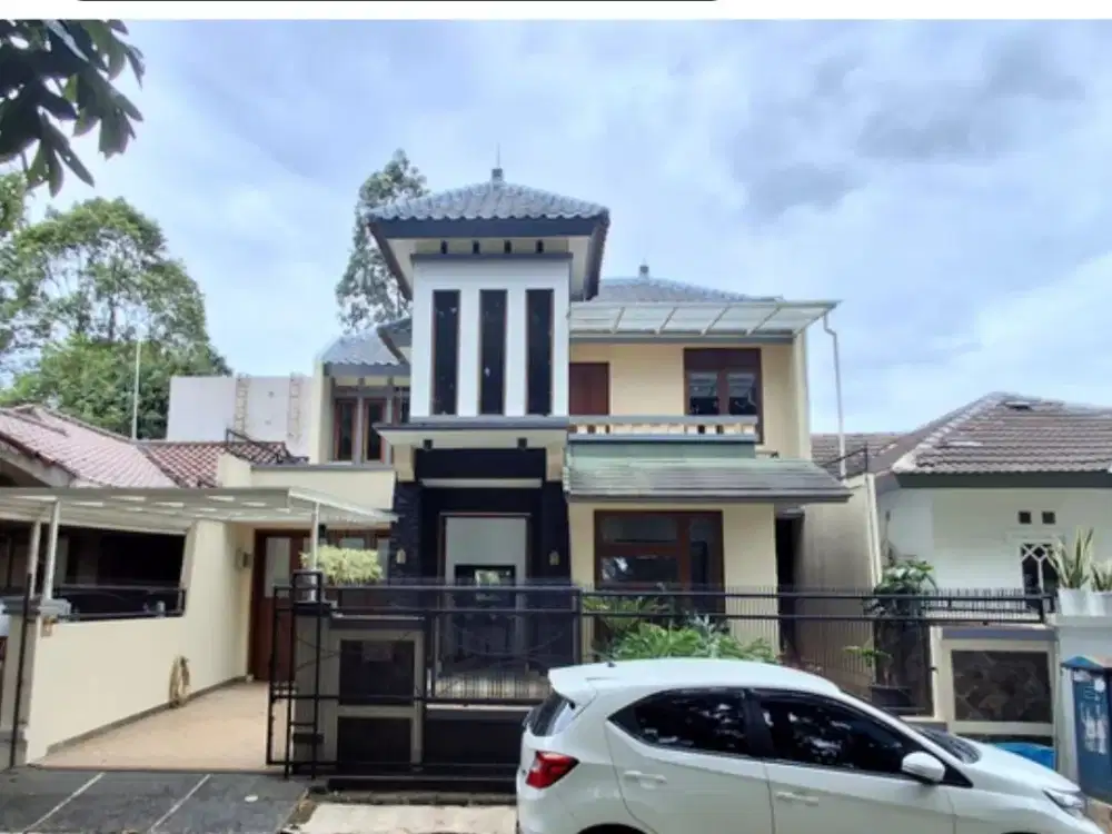 RUMAH 2 LANTAI SIAP HUNI DI KENCANA LOKA BSD 'GLB120