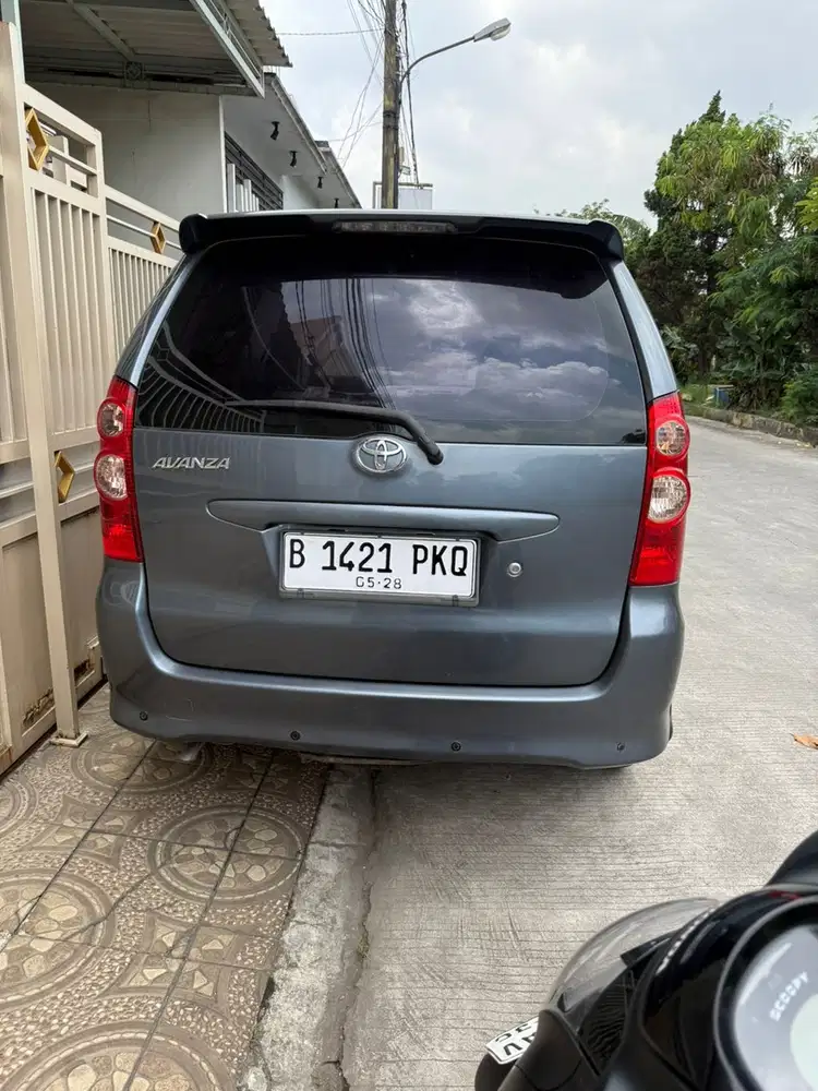 Toyota Avanza 2011 Bensin