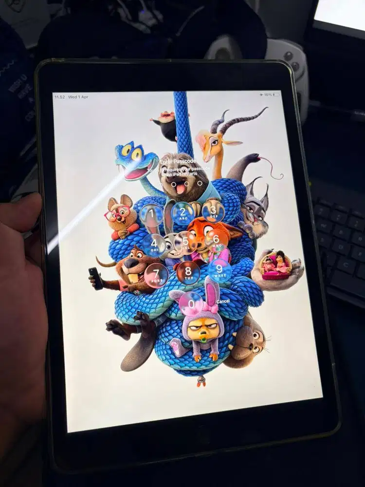 Ipad gen 9th Inter 64gb wifi only joss!