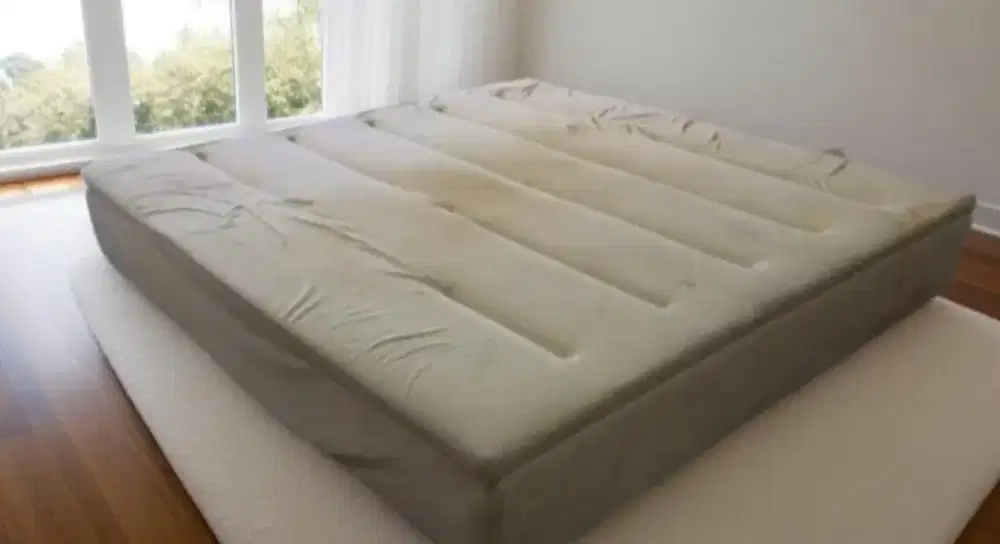 Matras bed TEMPUR uk 200 dengan lapisan pillow top tebal banget