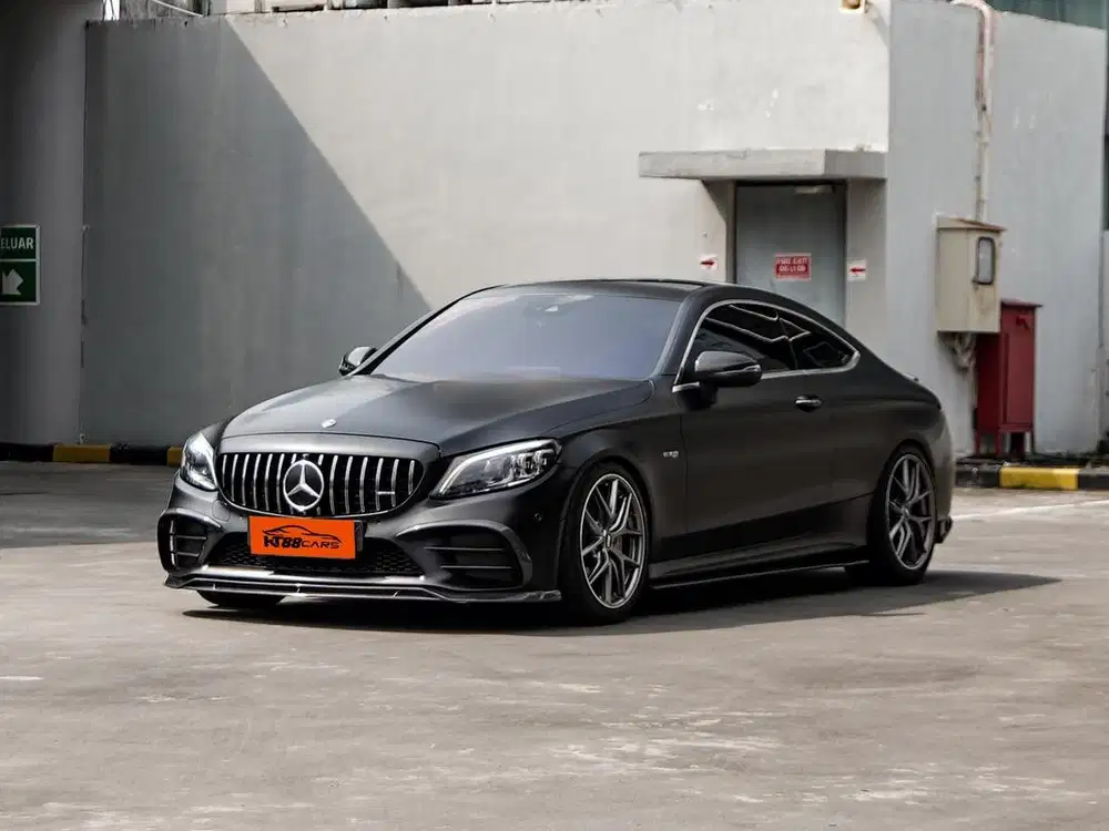Miles 13.000 Mercedes Benz C43 AMG COUPE 4MATIC 2019/2020 Black