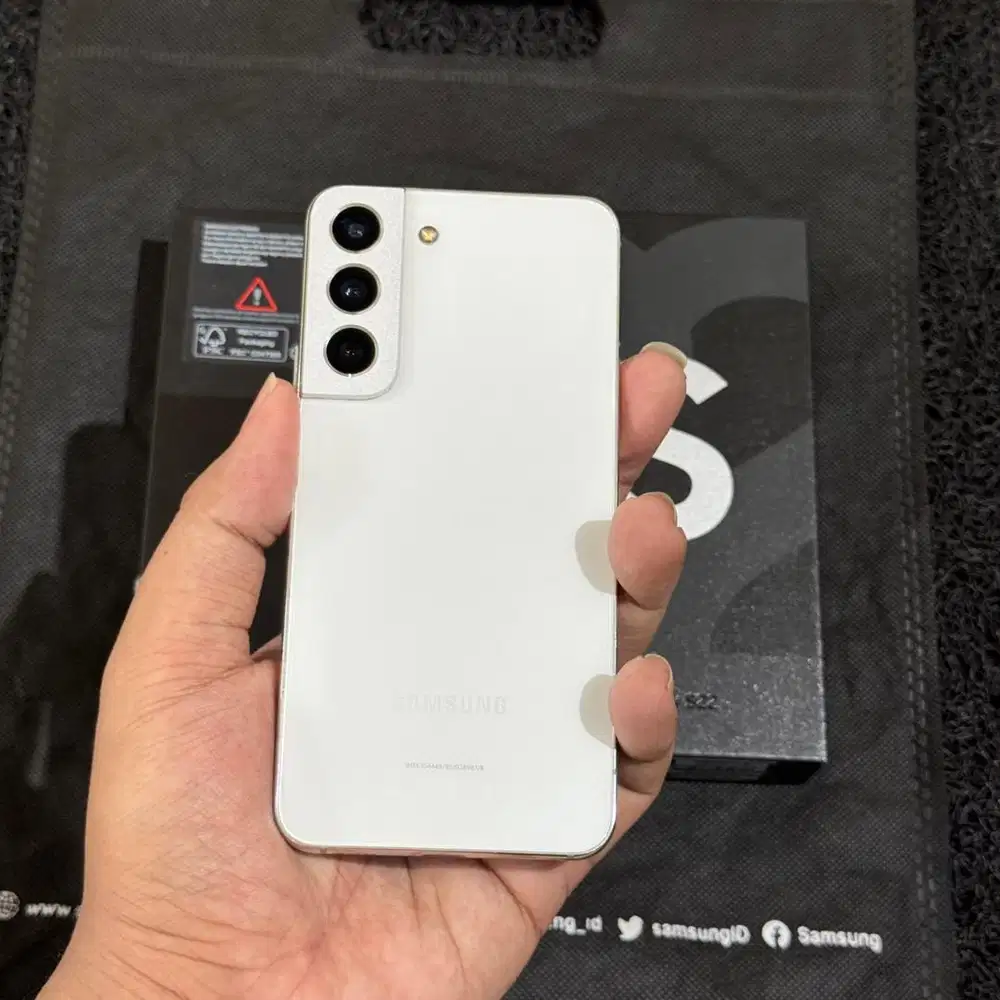 Samsung S22 White 8/256GB SEIN