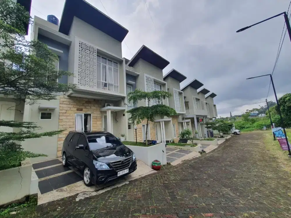 Villa Mewah Dekat Jatim Park 2 Kota Batu