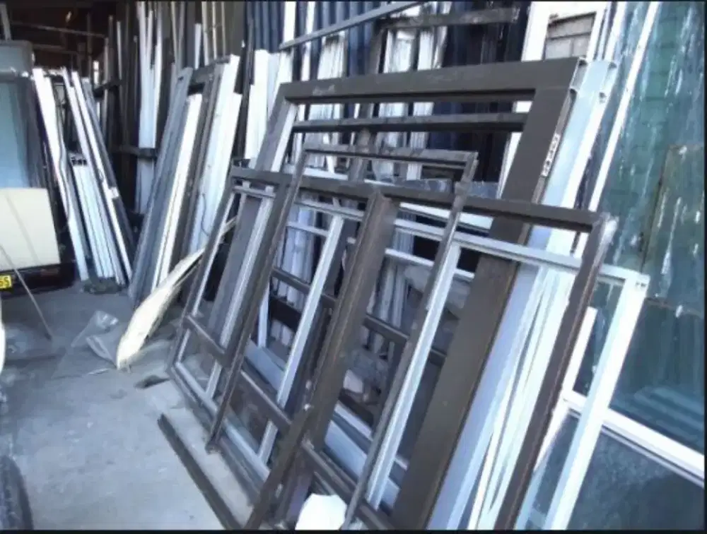 Konstruksi besi, baja dan alumunium