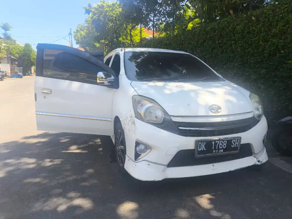 Toyota agya sportivo TRD S tgn 1 asli bali