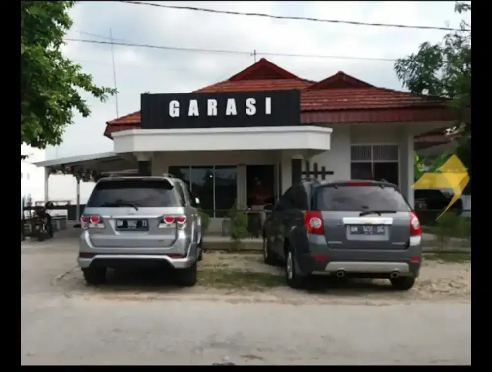 Dijual rumah dengan halaman luas 738 M² sertifikat Hak Milik