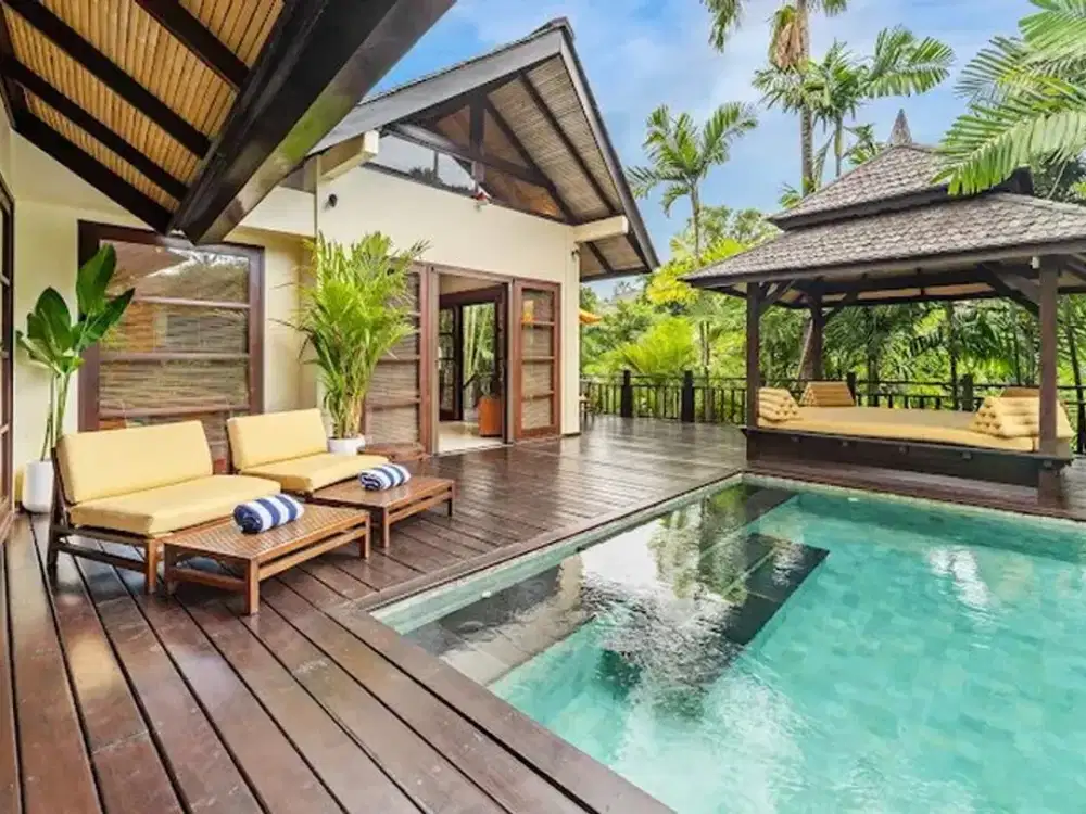 Ocean-View Freehold Villa with Private Beach Access in Bukit