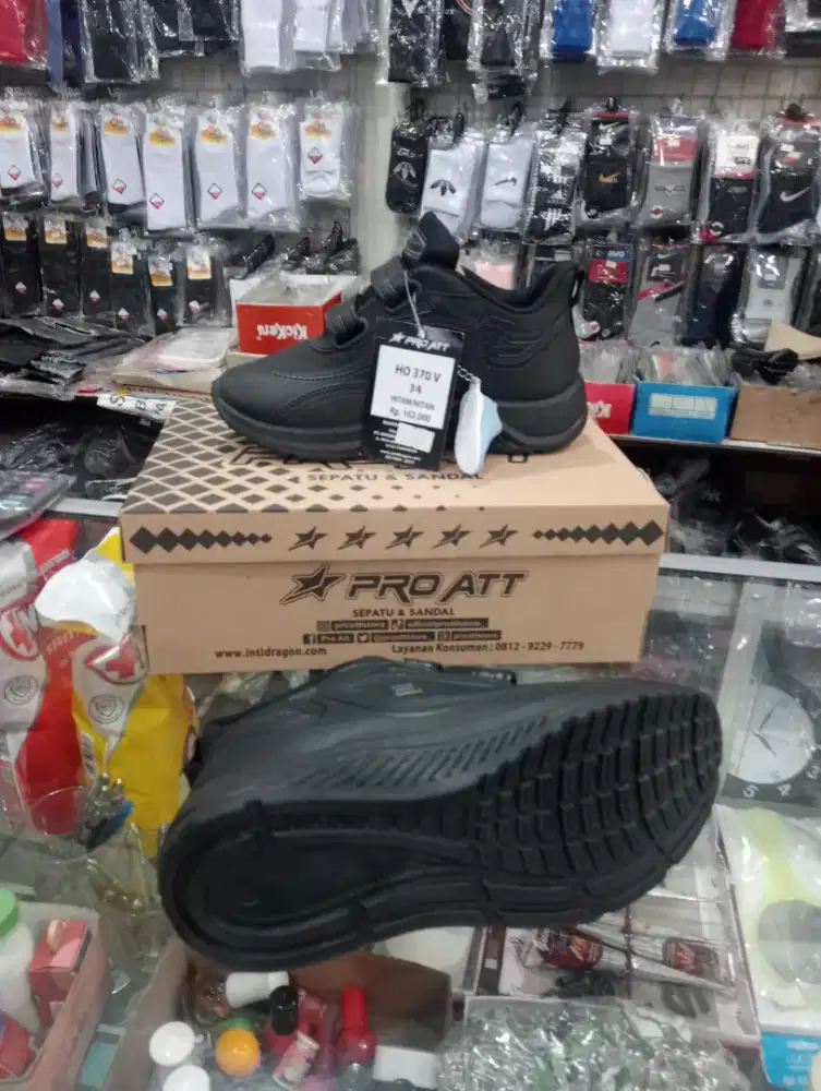 Sepatu sekolah anak ori