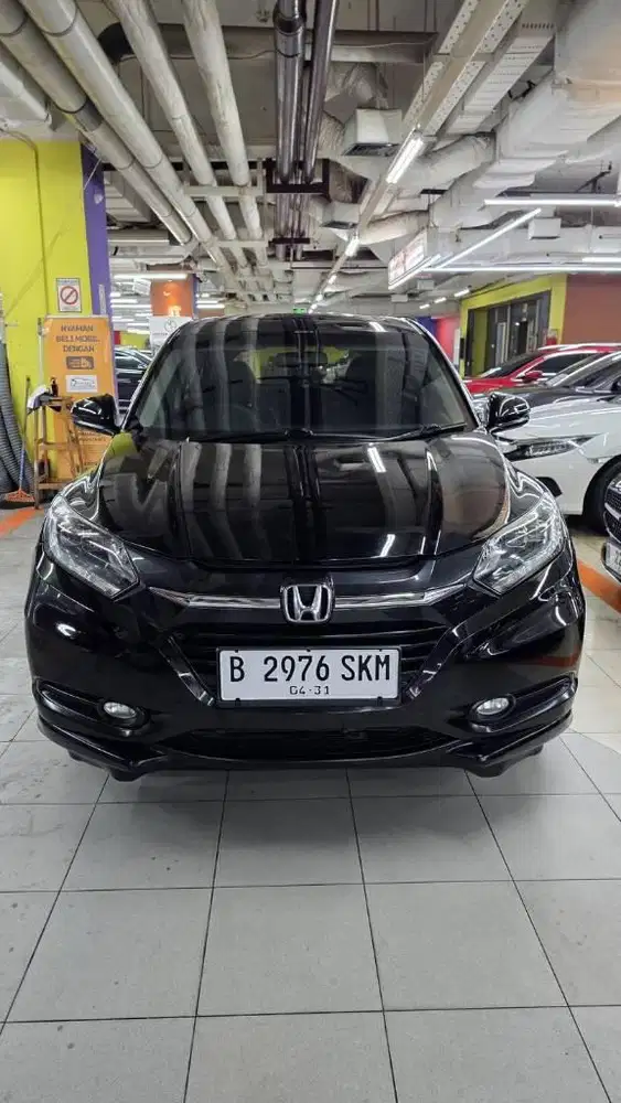 Honda HRV Prestige 2016 matic dp ringan good condition