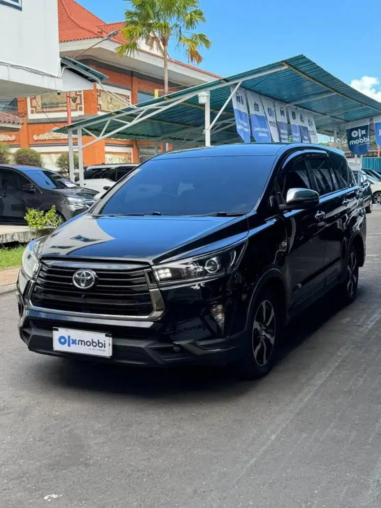 Like New - Toyota Kijang Innova 2.0 Venturer Bensin AT 2021 Hitam Meta