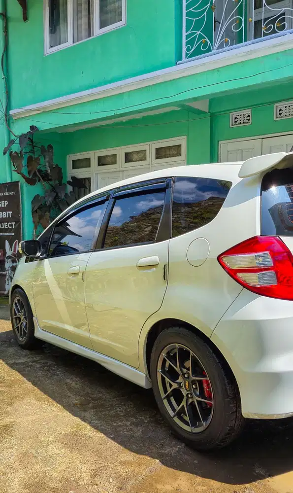 Honda Jazz 2010 Bensin