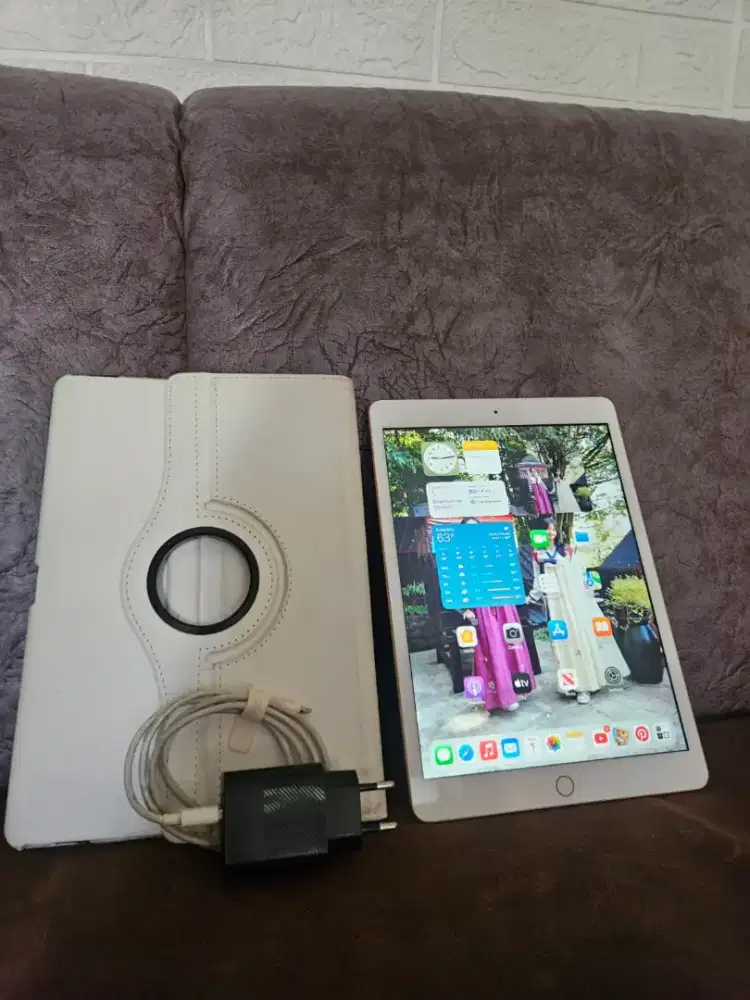 Ipad 7 (Generation 7) 32Gb Wifi Rose Gold Jernih