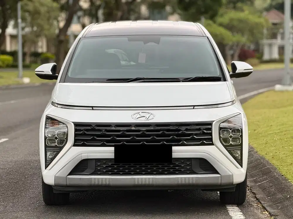 CASH! Hyundai Stargazer Prime Captain Seat 1.5 AT 2022 Pajak Panjang