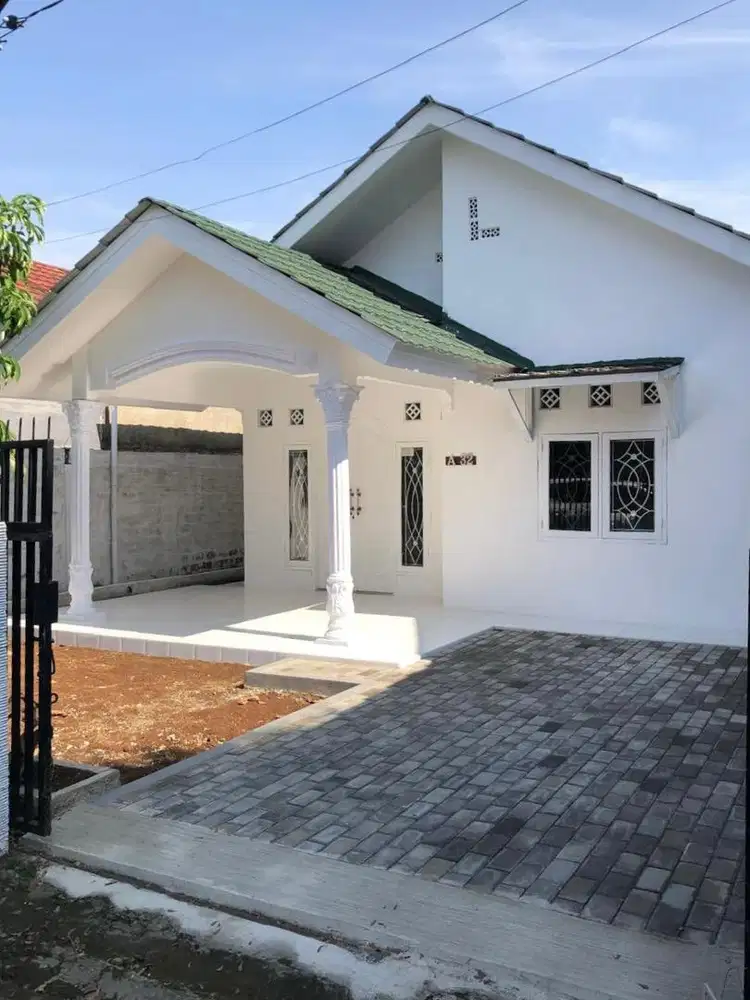 Rumah Strategis 5 Menit ke Stasiun, Terawat Siap Huni