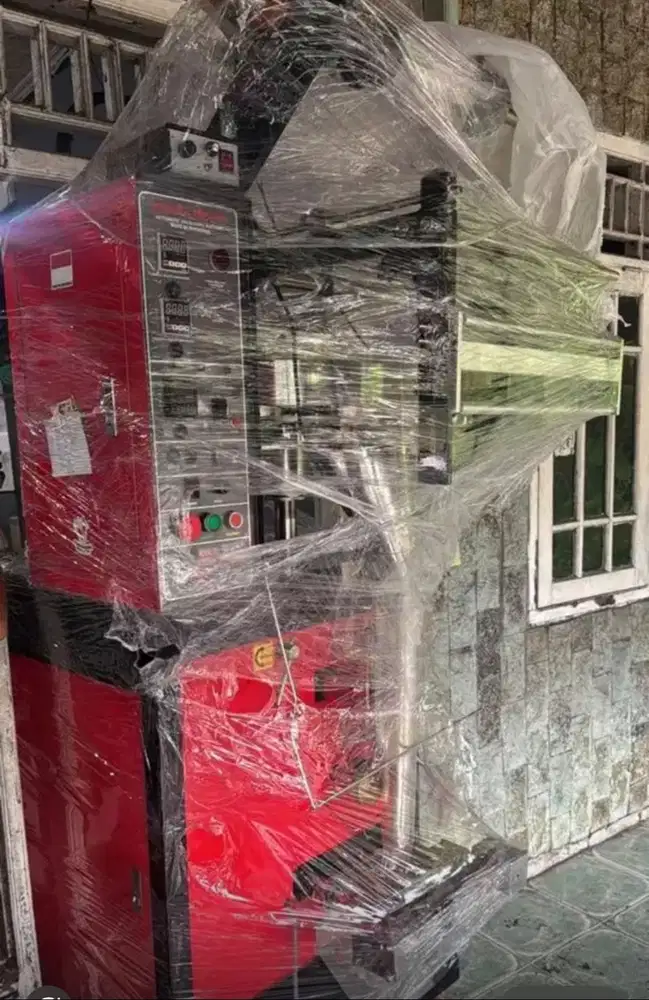 mesin kemas makanan ringan atau snack