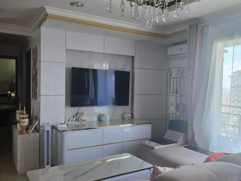 2 Unit Apartemen Tembusan Jadi Satu View City di Mediterania Boulevard Jakarta Pusat