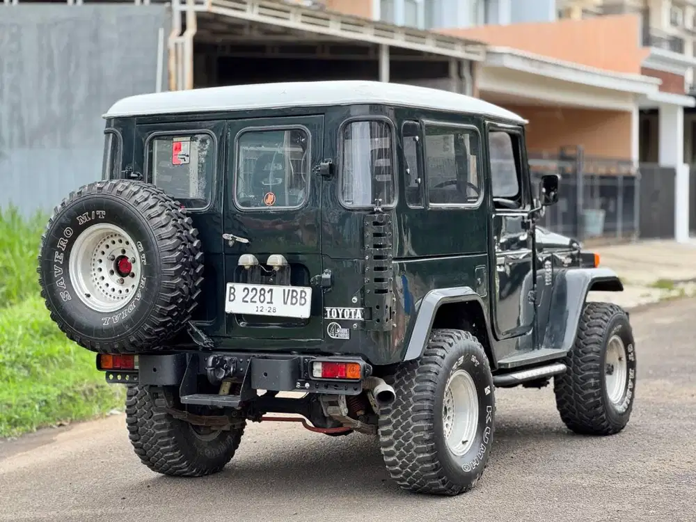 TURUN HARGA ANTIK !!! Toyota Hardtop Land Cruiser FJ 40 1973