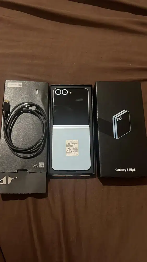Samsung galaxy z flip6 5G 12/256 sein