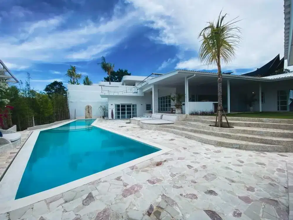 Luxury Freehold Villa in Bukit – European Beach-Style Home