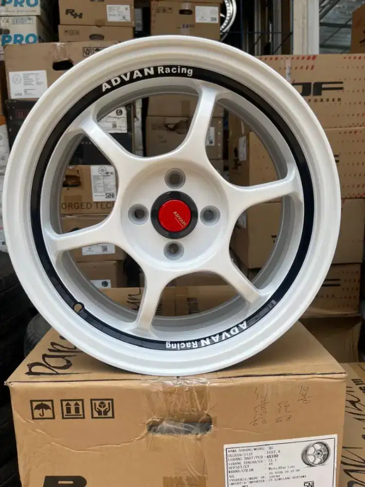 Advan racing ring 16 lebar 7 pcd 4x100 ET 44-40 4pcs