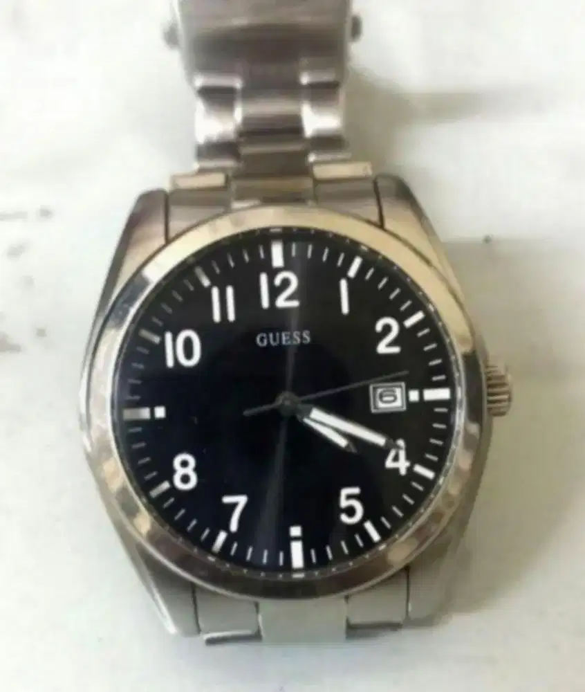 Jam Tangan Pria. Merk Guess