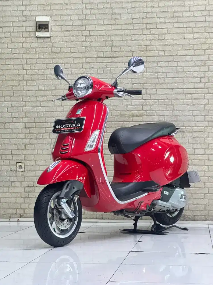 PROMO MURAH‼️ Vespa Primavera 150 Iget 2017 Red Favorit