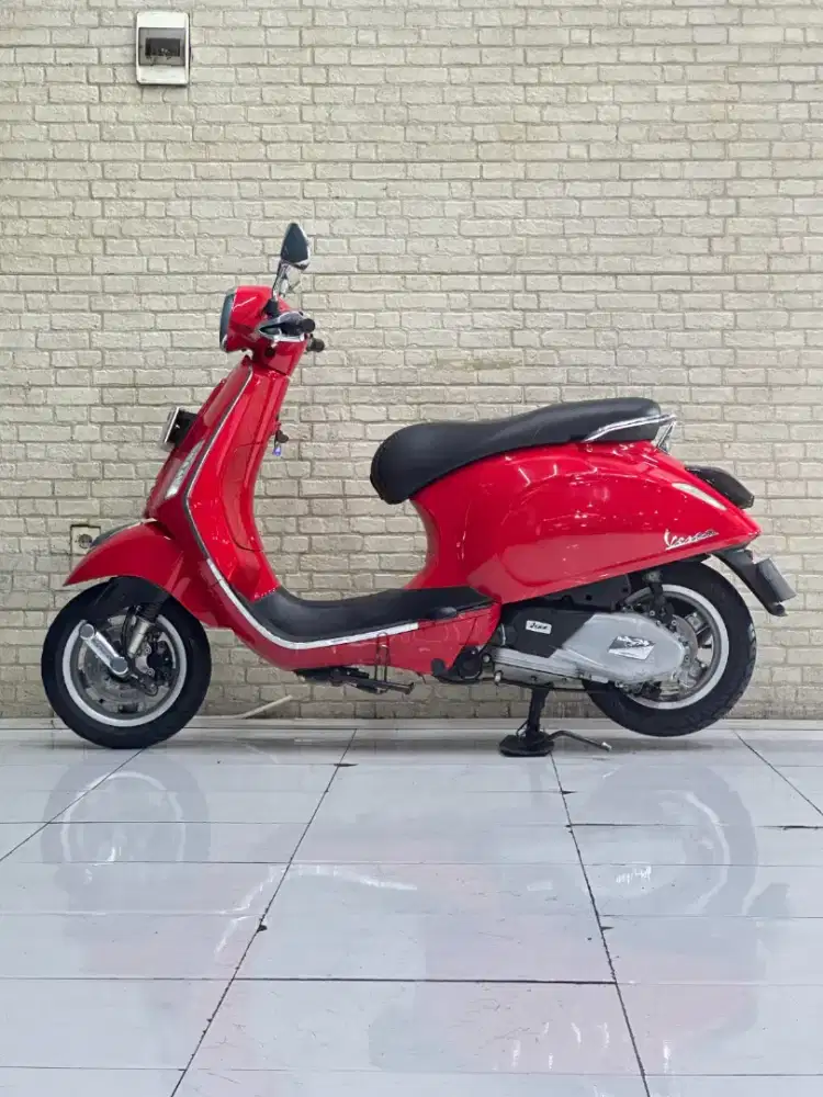 PROMO MURAH‼️ Vespa Primavera 150 Iget 2017 Red Favorit