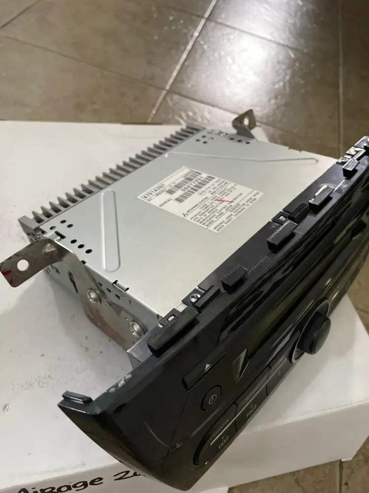 tape mirage like new