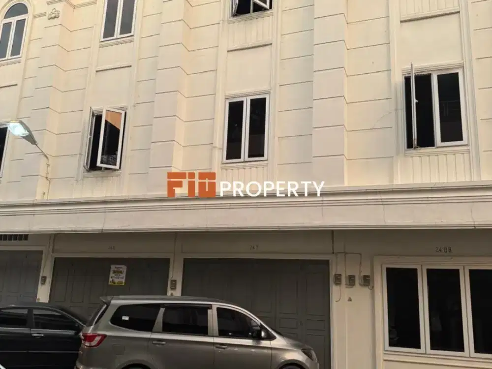 DI JUAL TOWNHOUSE SETIA JADI MEDAN GLUGUR