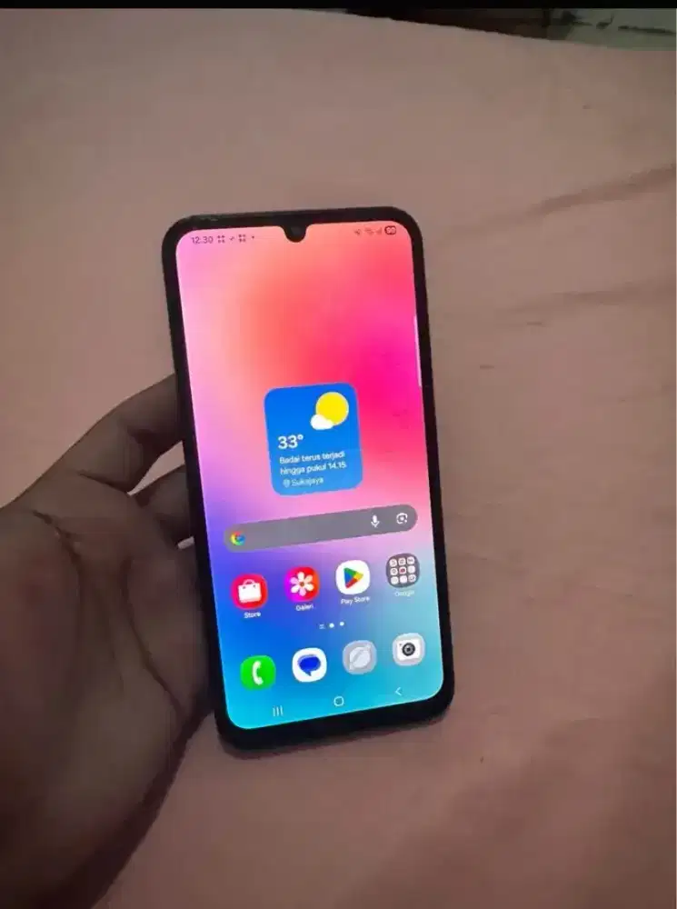 Samsung galaxy @24 ram 8/128