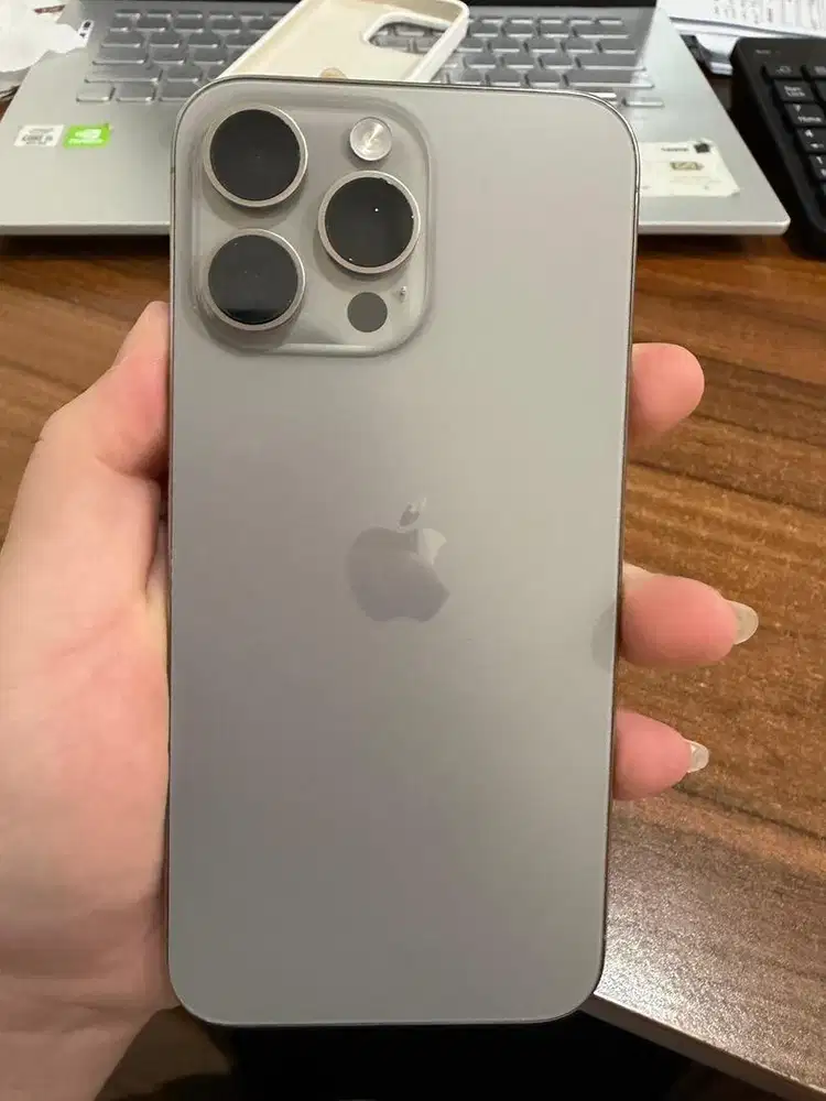 hp iphone 15 pro max