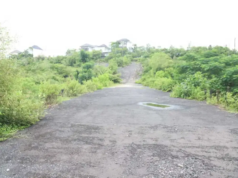 Prime 10,900 sqm Land in Bukit – Strategic Location Near Beaches & Attractions
