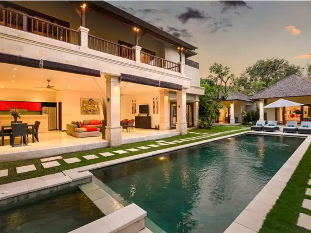 Elegant 2-Villa Estate in Seminyak – 7 Bedrooms, Prime Location