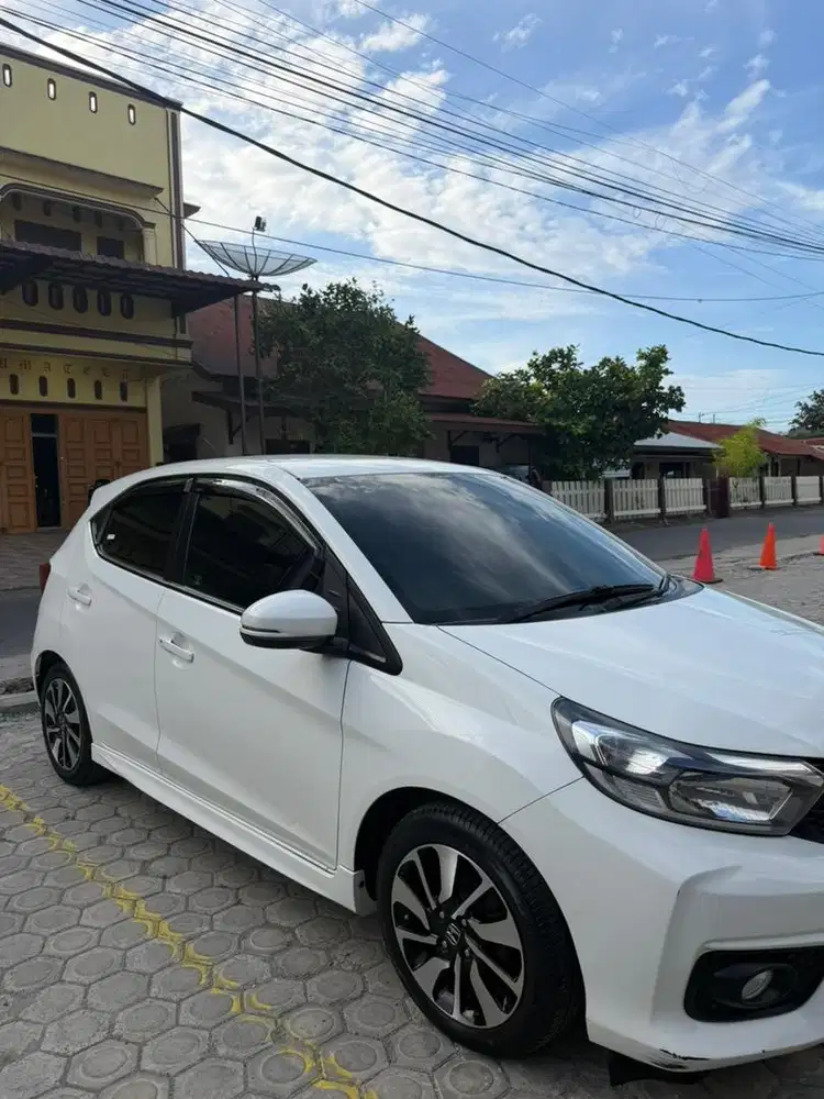 Dijual 1 unit brio RS 1,2 cvt CKD