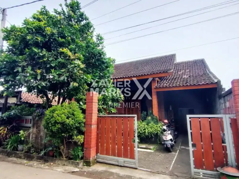 Dijual Rumah Semi Furnish Dekat Pusat Kota di Polehan Malang