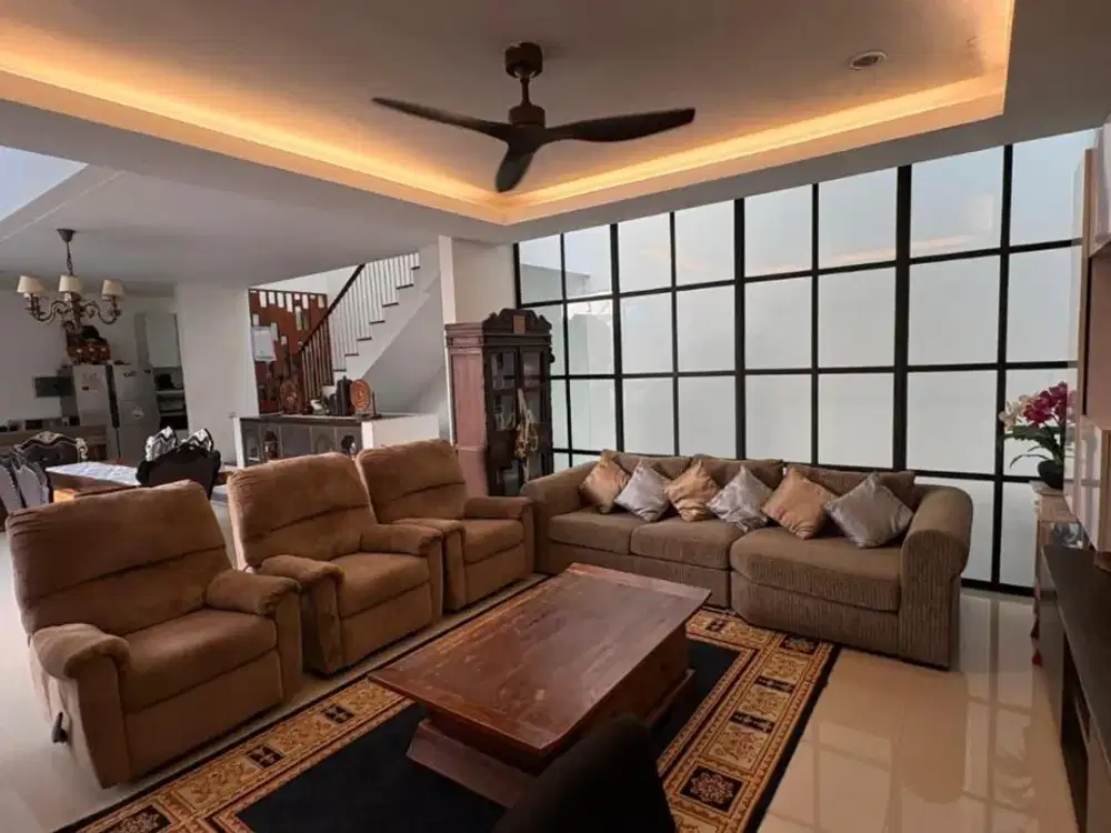 Di Jual Rumah Mewah di Perumahan Citra Land - Denpasar.