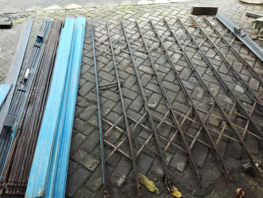 Servis bongkar pasang pintu foldeng gate roling dor kusen aluminium