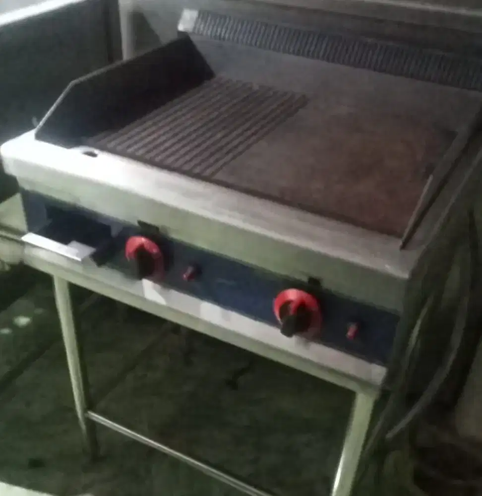 Tepanyaki Griddle 
Ukuran P65 x L60 x T81 cm
Kondisi Normal Siap Pakai