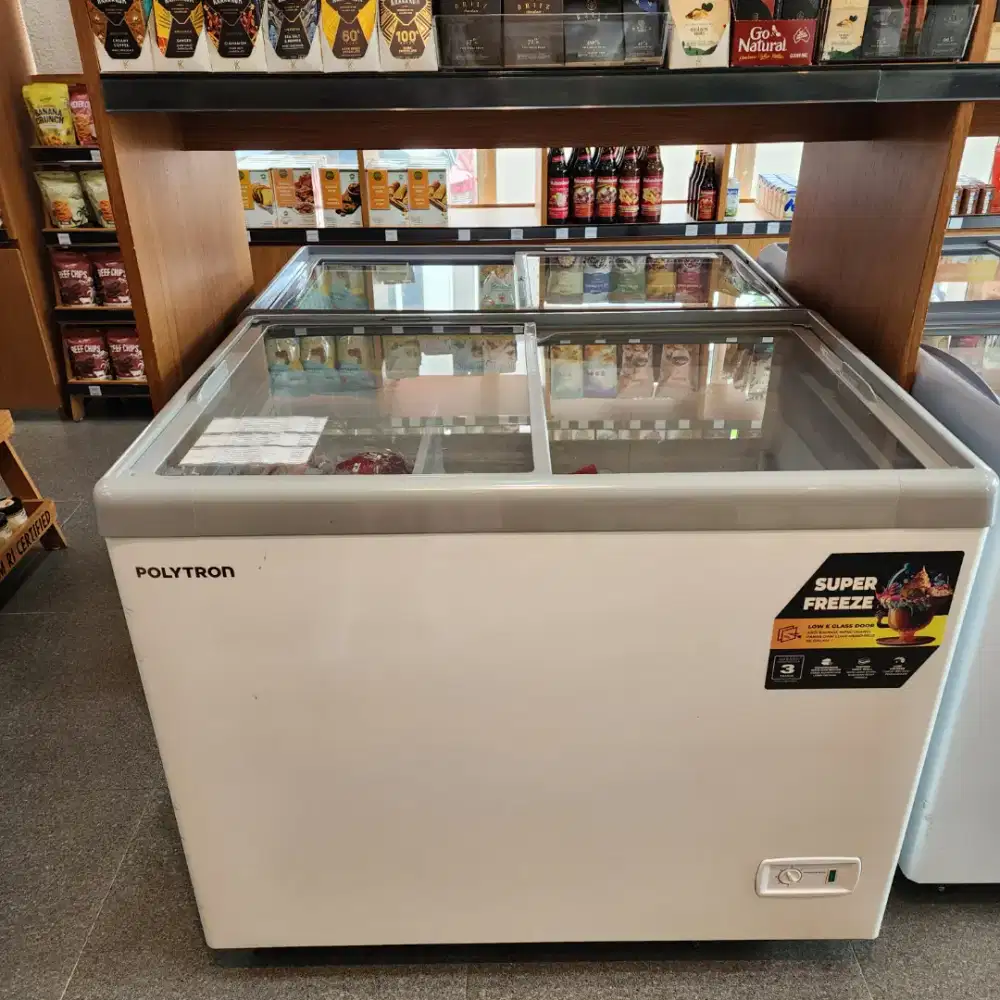 Preloved Chest Freezer 300L POLYTRON