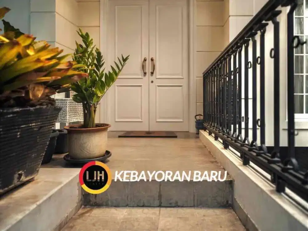 Dijual rumah Kebayoran baru lokasi sangat amat strategis Panglima Polim Jakarta Selatan