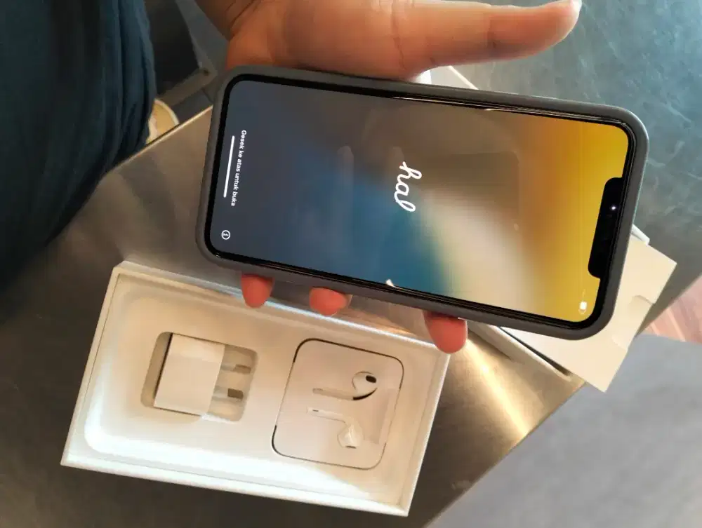 iPhone xs max bekas
