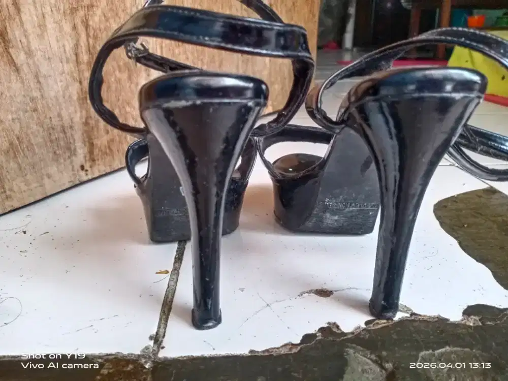 Bekas pake lecet pemakaian