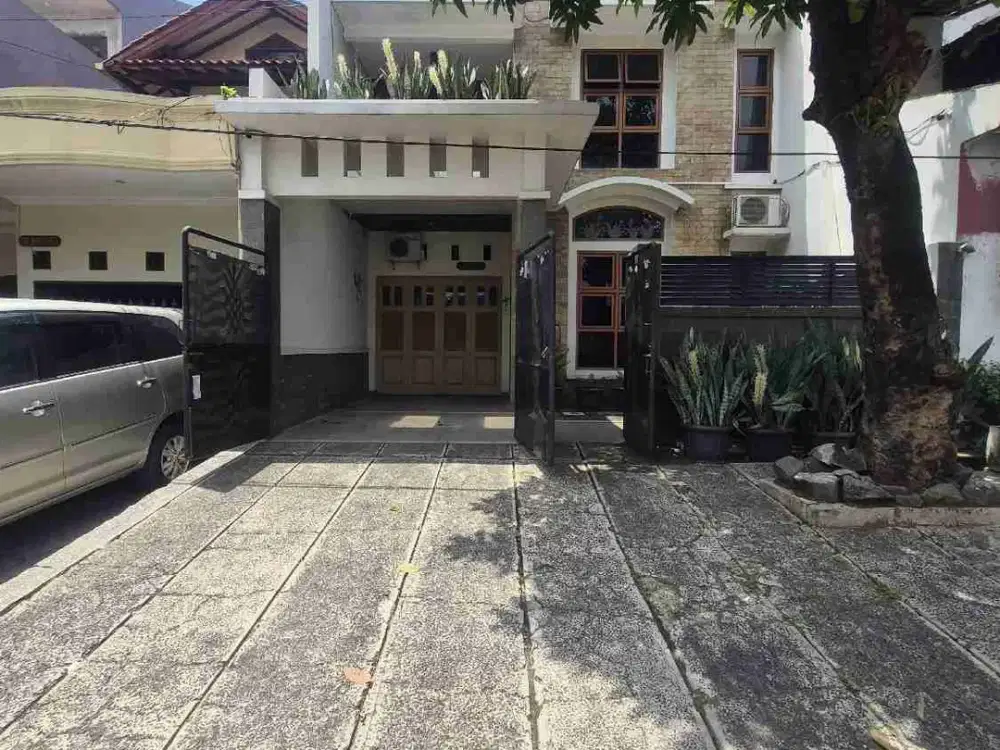 Rumah dalam komplek bebas banjir di Pondok Kelapa Jaktim