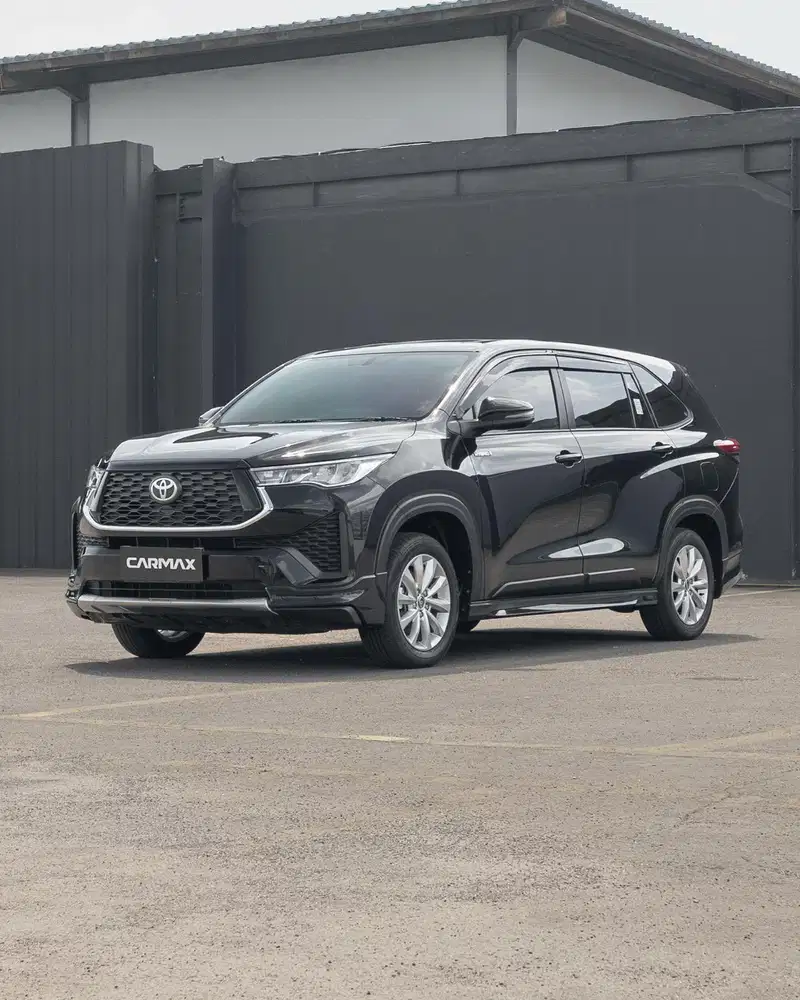 Innova Zenix V Hybrid Modellista 2025