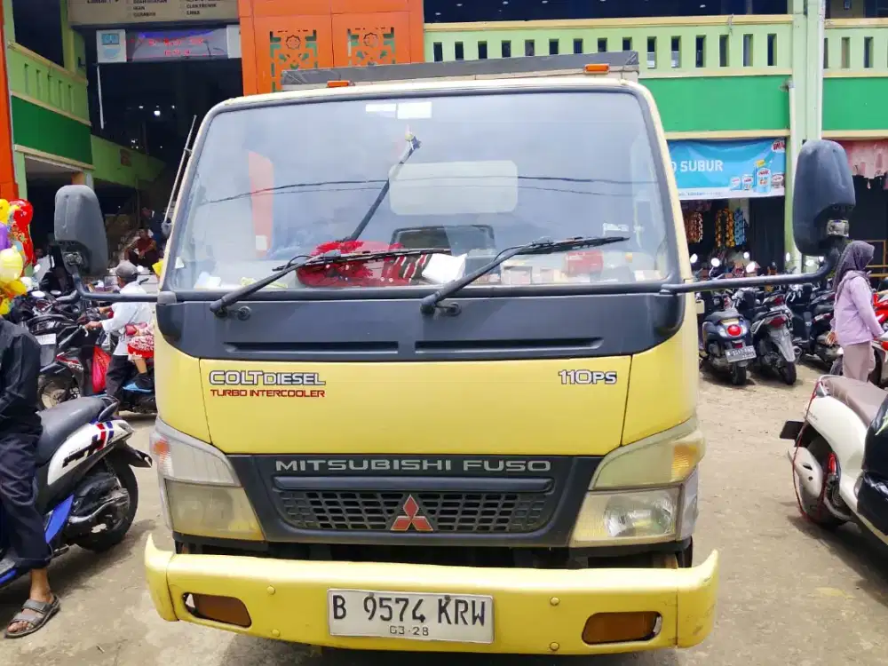 Dijual truk Mitsubishi tahun 2014